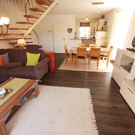 Nyaraló Friesenhaus Duewels Hus *